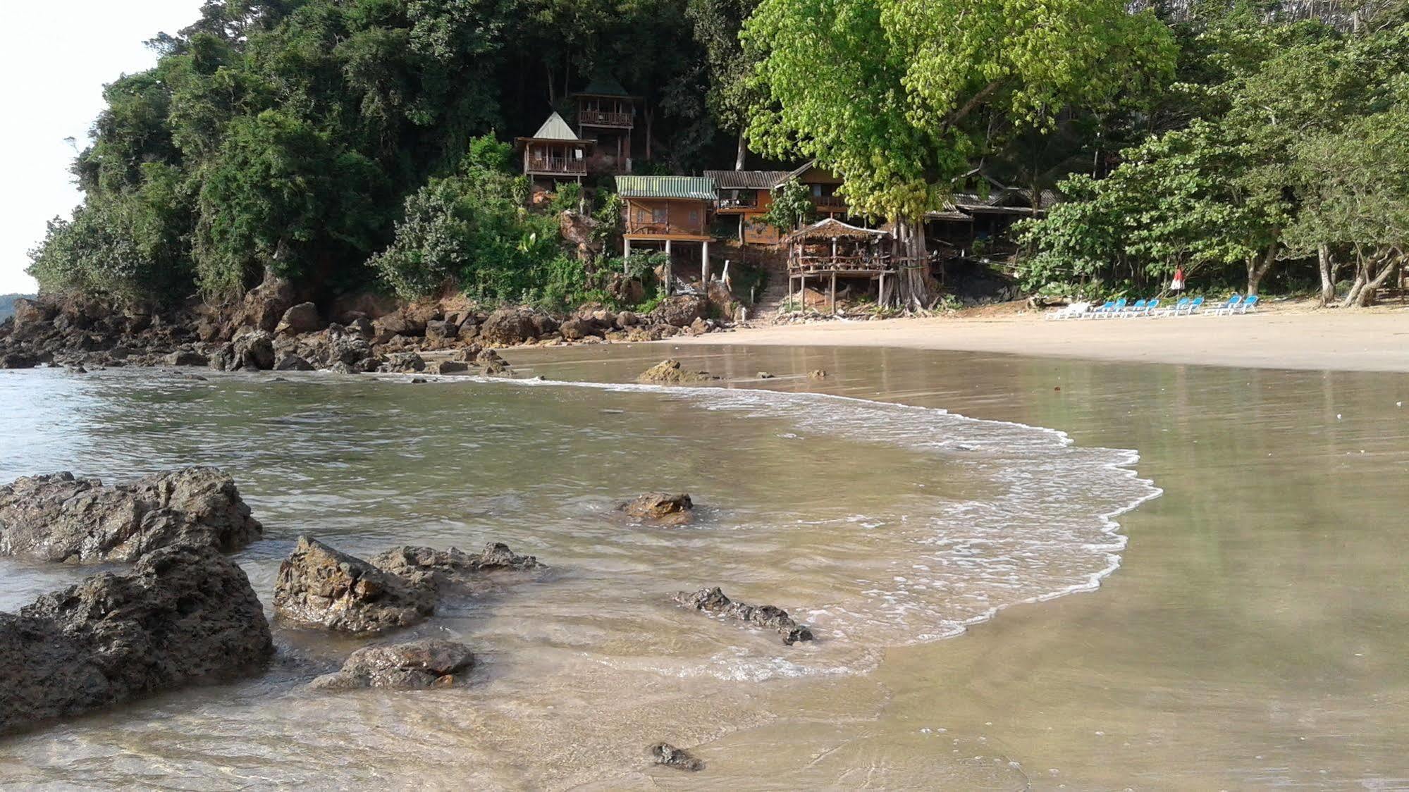 Koh Jum Aosi Beach View Exteriör bild