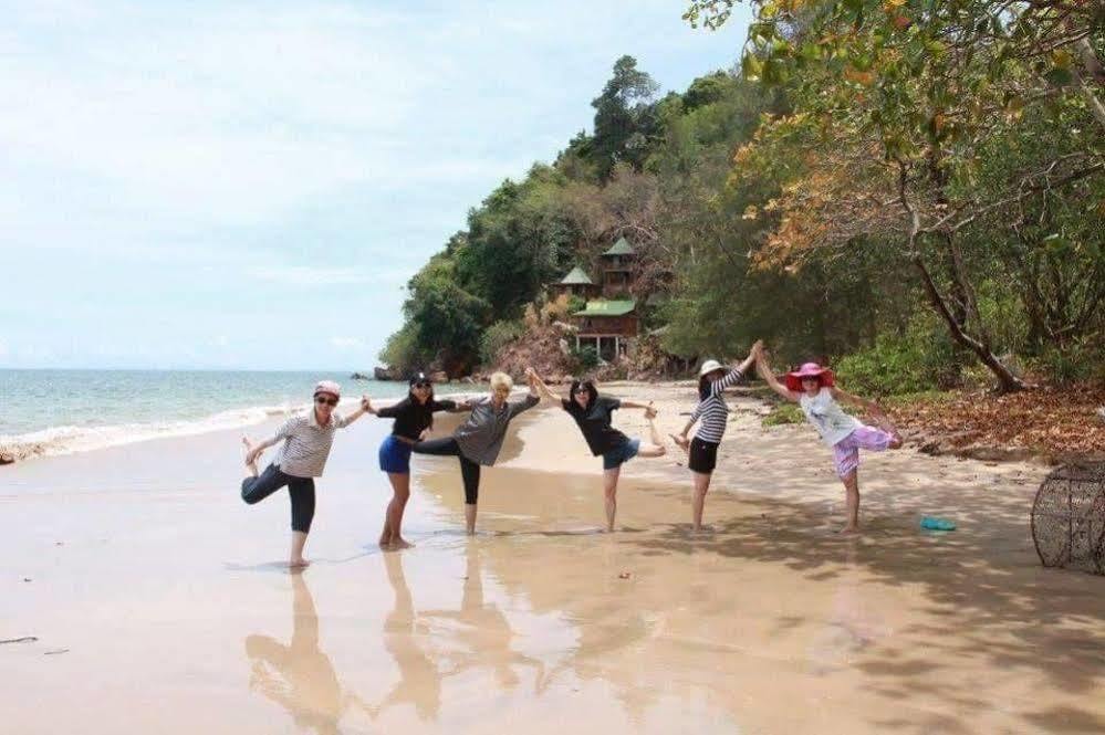 Koh Jum Aosi Beach View Exteriör bild