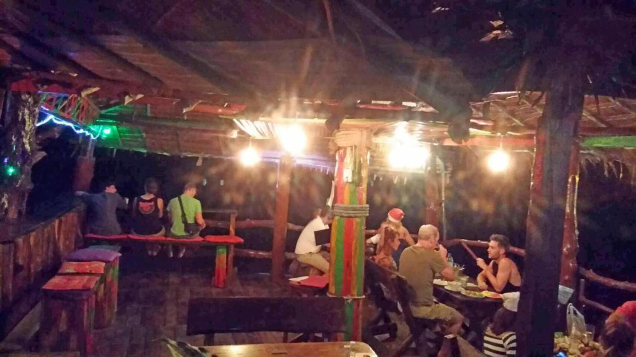 Koh Jum Aosi Beach View Exteriör bild